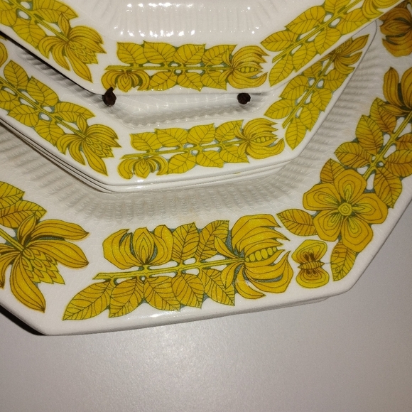 7 INDEPENDENCE IRONSTONE PLATES - Picture 8 of 10